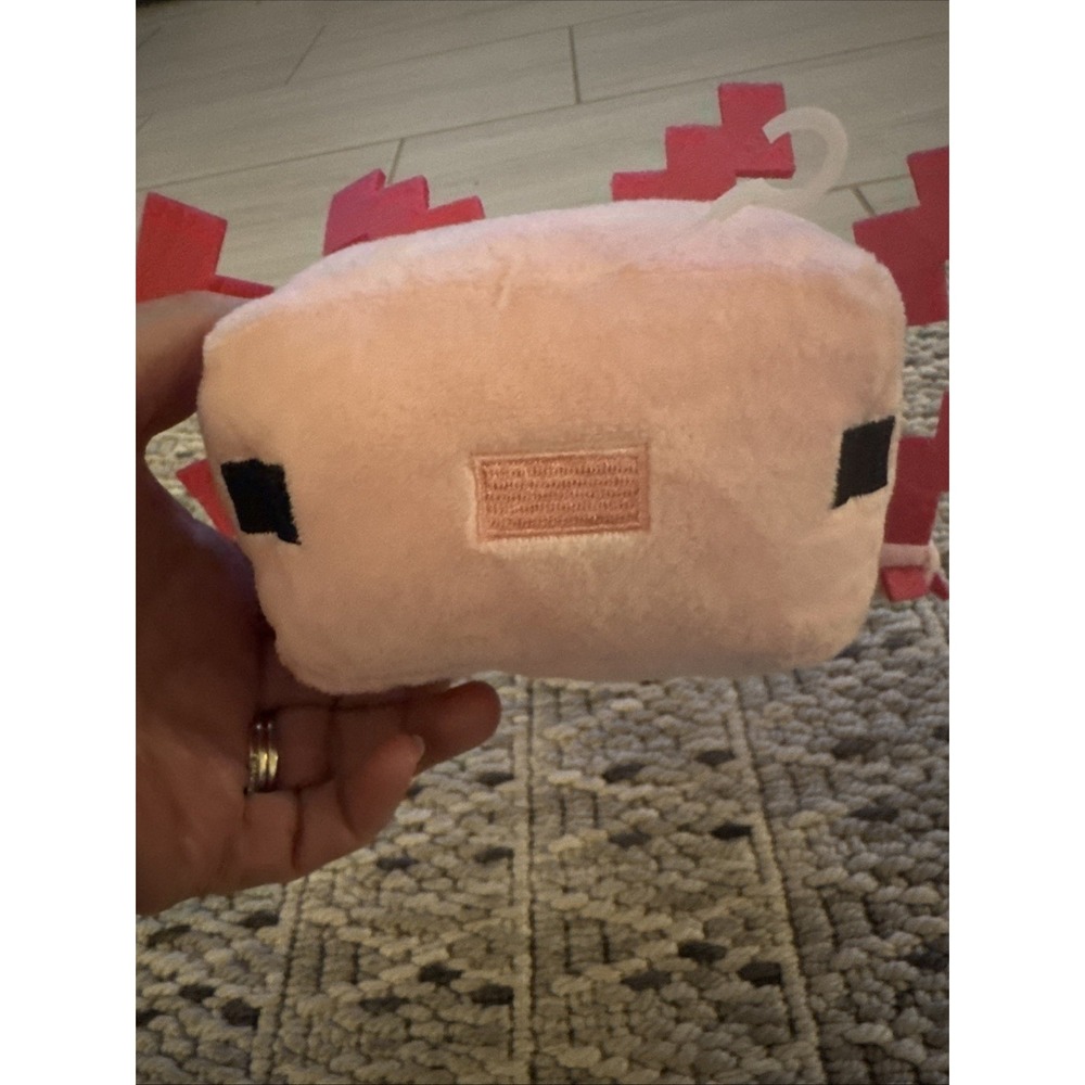 Mojang Minecraft Axolotl Plush Stuffed Animal Pink - Axolotl Plush Model NWOT - Picture 2 of 7